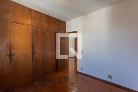 Suíte de apartamento para alugar com 1 quarto, 55m² em Funcionários, Belo Horizonte