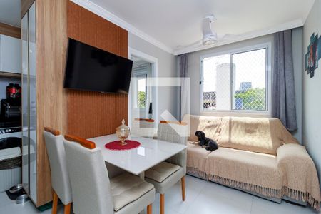 Sala de apartamento para alugar com 2 quartos, 34m² em Santo Amaro, São Paulo