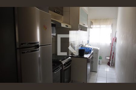 Cozinha de apartamento à venda com 2 quartos, 52m² em Morada das Vinhas, Jundiaí