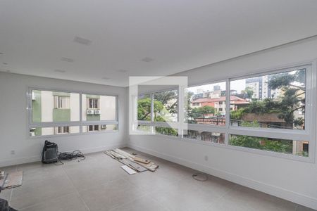 Apartamento de frente para Sogipa 3 dormitórios, 1 suítes, 2