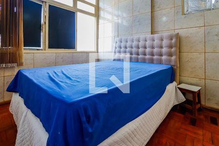 Quarto 1 - Detalhe da cama de casal de apartamento para alugar com 3 quartos, 98m² em Santo Amaro, Recife