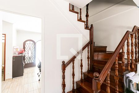 Sala - Escadas de casa à venda com 4 quartos, 144m² em Vila Gomes Cardim, São Paulo