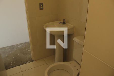 Banheiro de casa de condomínio à venda com 2 quartos, 54m² em Jardim Ubirajara, São Paulo