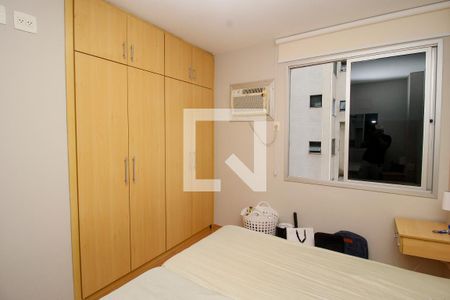 Quarto de apartamento à venda com 1 quarto, 30m² em Savassi, Belo Horizonte