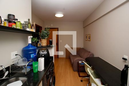 Sala/Cozinha de apartamento à venda com 1 quarto, 30m² em Savassi, Belo Horizonte