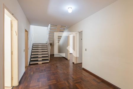 Casa à venda com 249m², 7 quartos e 4 vagasSala