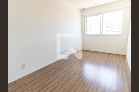 Sala/Cozinha de apartamento para alugar com 2 quartos, 37m² em Quarta Parada, São Paulo