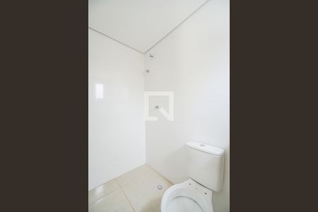 Banheiro da suíte 01 de apartamento para alugar com 2 quartos, 50m² em Cidade Mãe do Céu, São Paulo