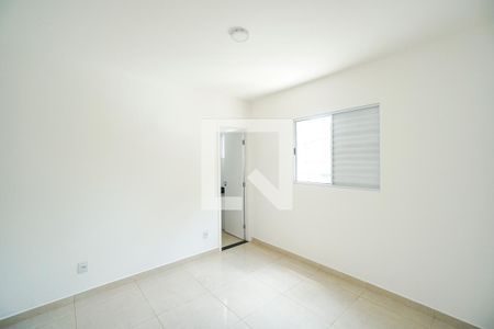 Suíte 01 de apartamento para alugar com 2 quartos, 50m² em Cidade Mãe do Céu, São Paulo