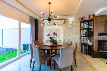 Sala de Estar de casa para alugar com 3 quartos, 280m² em Marechal Rondon, Canoas