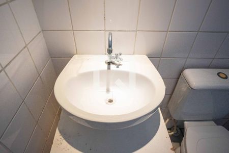 Apartamento à venda com 49m², 2 quartos e 1 vaga Apartamento à venda com 49m², 2 quartos e 1 vagaBanheiro