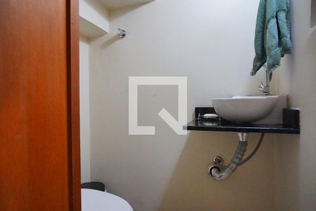 Lavabo  de casa à venda com 3 quartos, 150m² em Parque Santa Fé, Porto Alegre