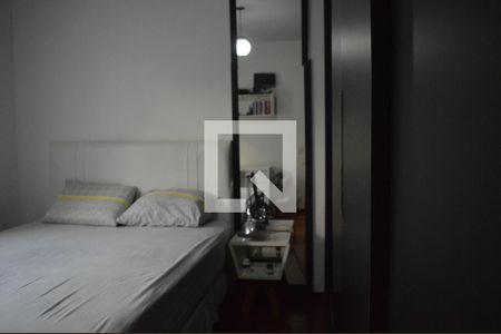 Quarto 2 de casa à venda com 3 quartos, 360m² em Álvaro Camargos, Belo Horizonte