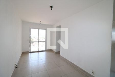 Sala de apartamento para alugar com 3 quartos, 67m² em Vila Nova Mazzei, São Paulo