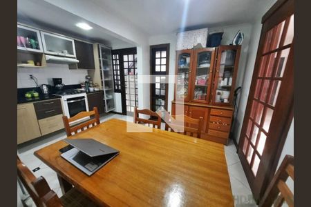Casa à venda com 3 quartos, 141m² em Tristeza, Porto Alegre