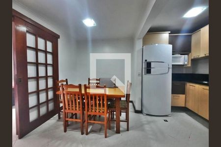 Casa à venda com 3 quartos, 141m² em Tristeza, Porto Alegre