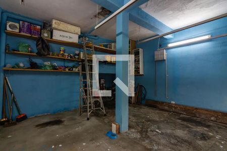 Garagem de casa à venda com 4 quartos, 179m² em Jardim Roberto, Osasco