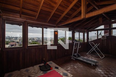 Casa à venda com 238m², 4 quartos e 2 vagas Casa à venda com 238m², 4 quartos e 2 vagasTerraço