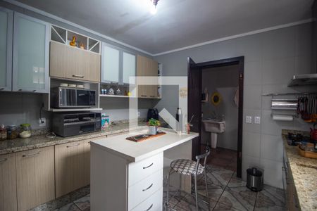 Casa à venda com 238m², 4 quartos e 2 vagas Casa à venda com 238m², 4 quartos e 2 vagasCozinha