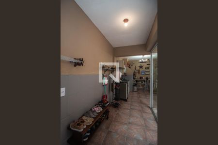 Casa à venda com 238m², 4 quartos e 2 vagas Casa à venda com 238m², 4 quartos e 2 vagasÁrea de Serviço