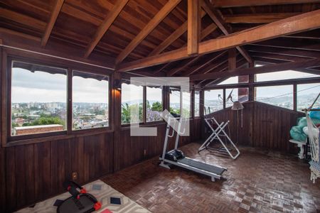 Casa à venda com 238m², 4 quartos e 2 vagas Casa à venda com 238m², 4 quartos e 2 vagasTerraço