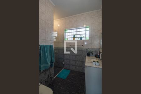Casa à venda com 238m², 4 quartos e 2 vagas Casa à venda com 238m², 4 quartos e 2 vagasBanheiro da Suíte