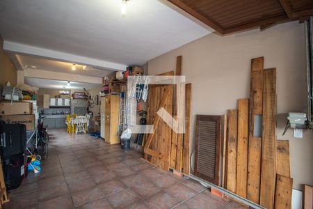 Casa à venda com 238m², 4 quartos e 2 vagas Casa à venda com 238m², 4 quartos e 2 vagasGaragem