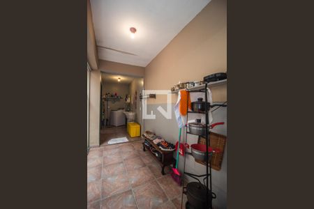 Casa à venda com 238m², 4 quartos e 2 vagas Casa à venda com 238m², 4 quartos e 2 vagasÁrea de Serviço