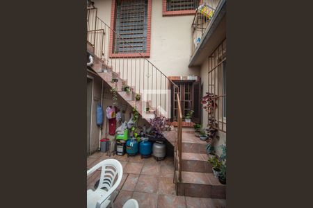 Casa à venda com 238m², 4 quartos e 2 vagas Casa à venda com 238m², 4 quartos e 2 vagasÁrea comum