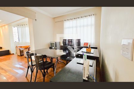 Sala de apartamento para alugar com 4 quartos, 300m² em Carmo, Belo Horizonte