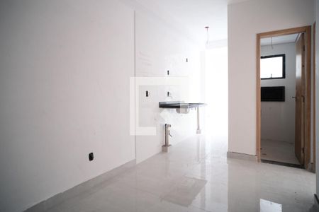 Sala/Cozinha de apartamento à venda com 2 quartos, 34m² em Vila Dalila, São Paulo