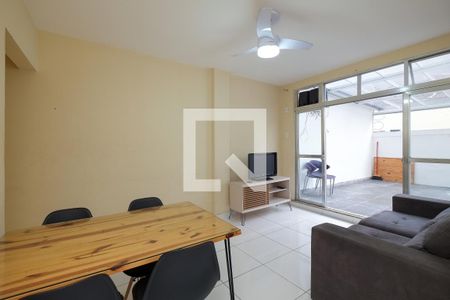 Sala de apartamento para alugar com 2 quartos, 80m² em Grajaú, Rio de Janeiro