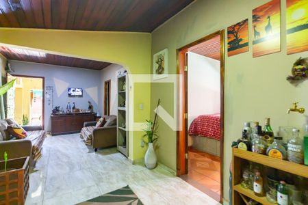 Sala  de casa à venda com 3 quartos, 231m² em Piratininga, Osasco