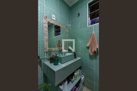 Casa à venda com 231m², 3 quartos e 2 vagas Casa à venda com 231m², 3 quartos e 2 vagasBanheiro 1