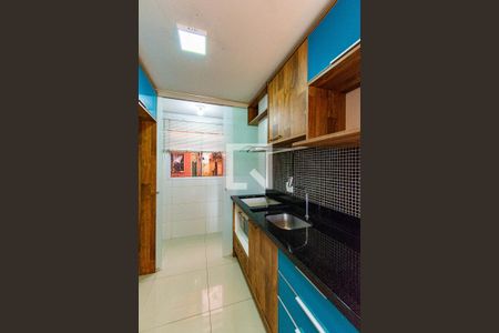 Cozinha de apartamento à venda com 2 quartos, 46m² em Igara, Canoas