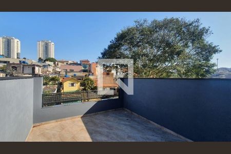 Casa à venda com 2 quartos, 130m² em Parque Jaçatuba, Santo André