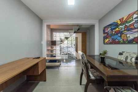 Sala de casa à venda com 2 quartos, 117m² em Vila Gumercindo, São Paulo