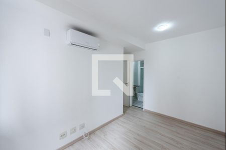 Suíte de apartamento para alugar com 2 quartos, 64m² em Marapé, Santos