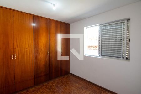 Quarto 2 de apartamento para alugar com 2 quartos, 80m² em Jardim America, Belo Horizonte