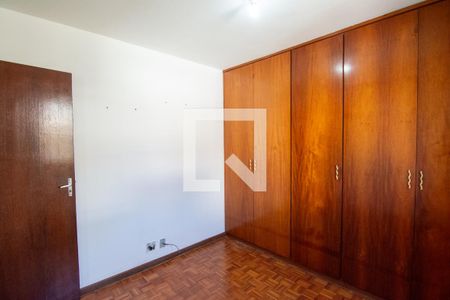 Quarto 2 de apartamento para alugar com 2 quartos, 80m² em Jardim America, Belo Horizonte