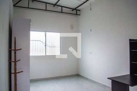 Quarto  de apartamento para alugar com 1 quarto, 30m² em Azenha, Porto Alegre