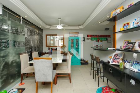 Sala de apartamento à venda com 3 quartos, 92m² em Vila Ipiranga, Porto Alegre