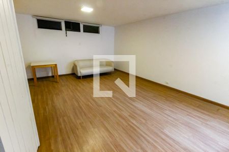 Sala 3 de casa à venda com 4 quartos, 260m² em Jardim Morumbi, São Paulo