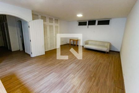 Sala 3 de casa à venda com 4 quartos, 260m² em Jardim Morumbi, São Paulo
