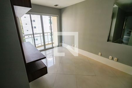 Sala de apartamento para alugar com 1 quarto, 55m² em Vila Suzana, São Paulo