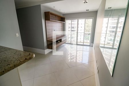 Sala de apartamento para alugar com 1 quarto, 55m² em Vila Suzana, São Paulo