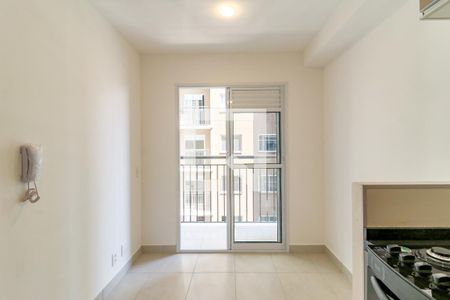 Sala de apartamento para alugar com 1 quarto, 28m² em Jardim Caravelas, São Paulo