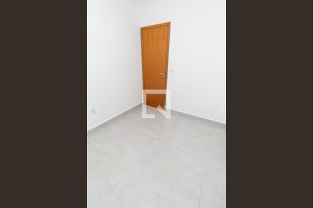 Quarto 1 de apartamento para alugar com 2 quartos, 35m² em Vila Paranagua, São Paulo
