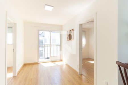 Sala de apartamento para alugar com 2 quartos, 39m² em Cambuci, São Paulo