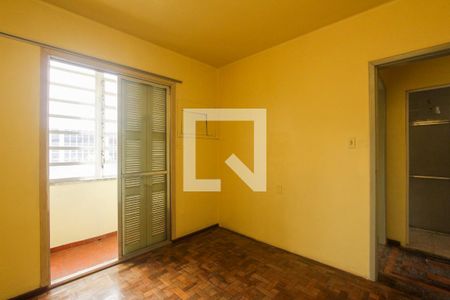 Quarto 1 de apartamento para alugar com 2 quartos, 74m² em Navegantes, Porto Alegre